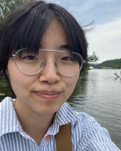 A profile picture of Cornell Writing Centers tutor Amy Wang. 