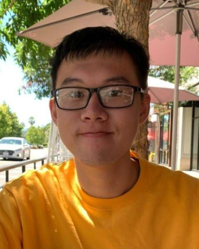 A profile picture of Cornell Writing Centers' tutor Bingsong Li. 