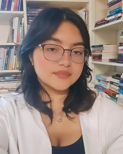 A profile picture of Cornell Writing Centers tutor Yvette Reyes. 